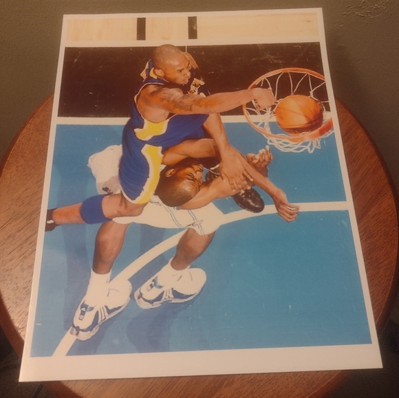 KOBE BRYANT & LEBRON JAMES 16 POSTER ULTRA GLOSSY REPRINT 8.5x11 BUNDLE SET!🔥👀 - Picture 1 of 16